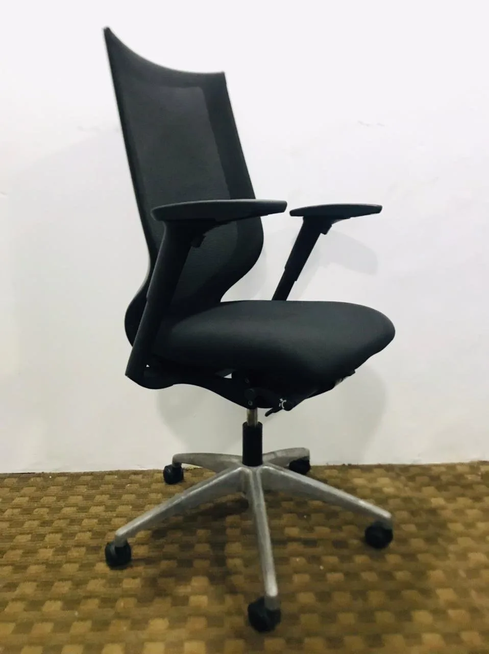 Fortis Patra Mid Back Chair, View 2