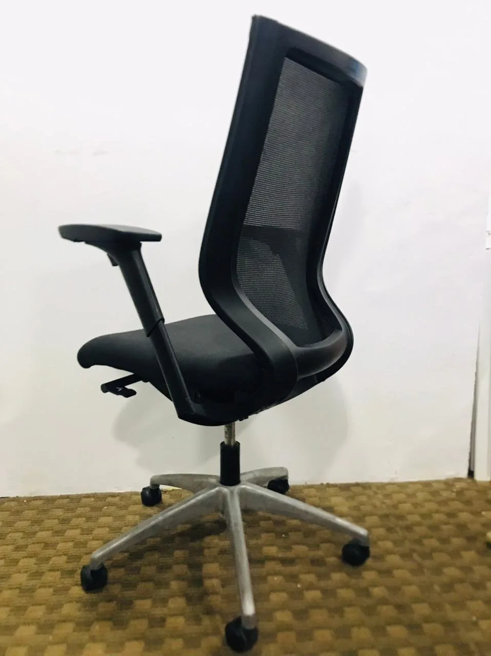 Fortis Patra Mid Back Chair, View 4