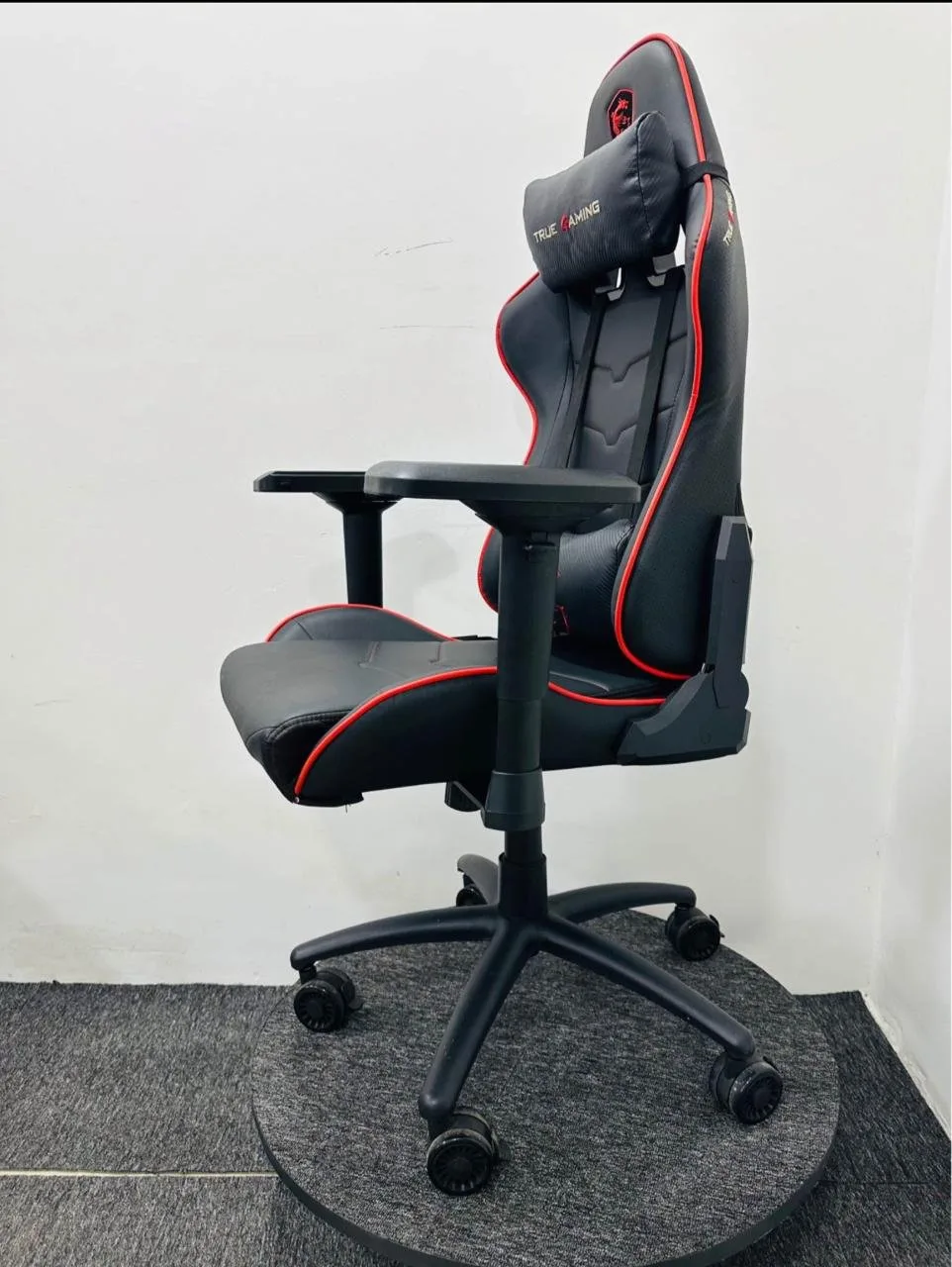 MSI MAG CH 102 Gaming chair, View 2